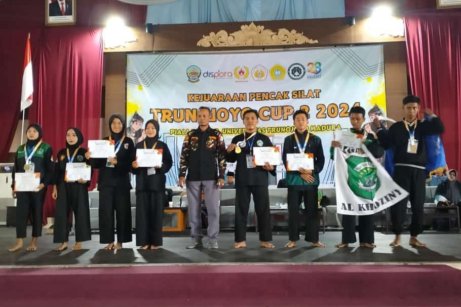 Sejarah Baru, Mahasiswa Tadris IPS Juarai Seni Pencak Silat Trunojoyo Cup 2 2024