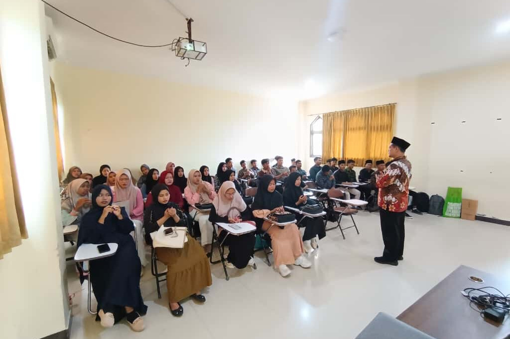 Tadris IPS UIN Madura Sambut Visiting Profesor dari UIN Malang untuk Aplikasikan Teknologi VR dalam Pembelajaran